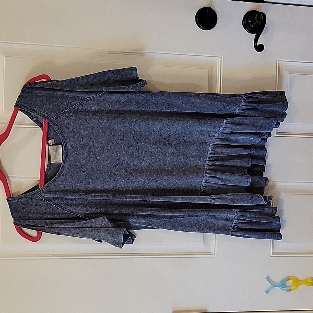 4 For $20 Cold shoulder top